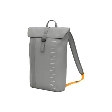 D_b Essential Backpack 12L Sand Grey 